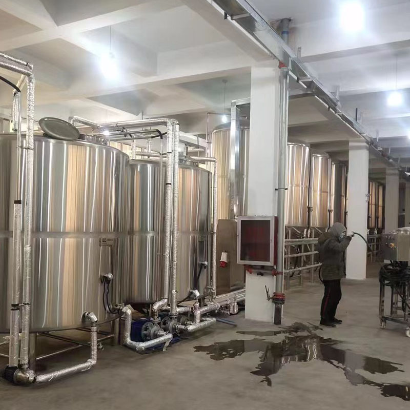 石峰精酿啤酒设备